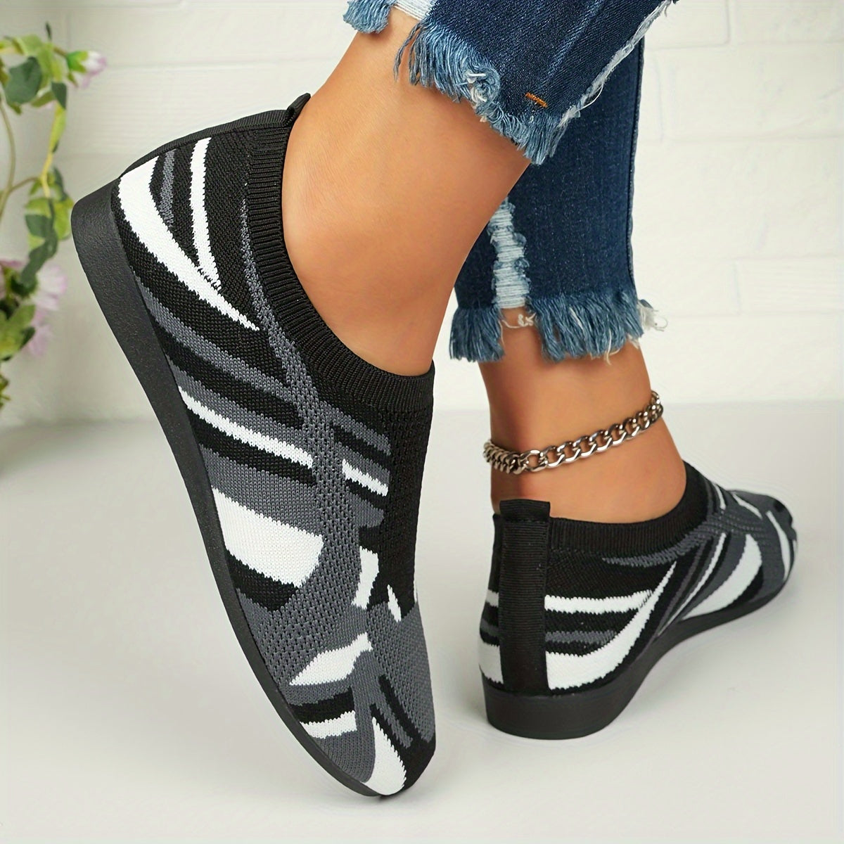 Women's Camouflage Pattern Flat Shoes, Breathable Knit Slip On Outdoor Shoes, Lightweight Low Top Shoes